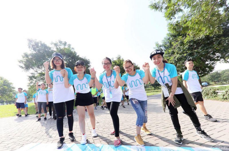 Đồng phục ngân hàng – Mùa teambuilding nở rộ